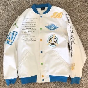 Vintage Air Jordan Jacket. 6 time NBA Champion 14 time ALl star edition.
